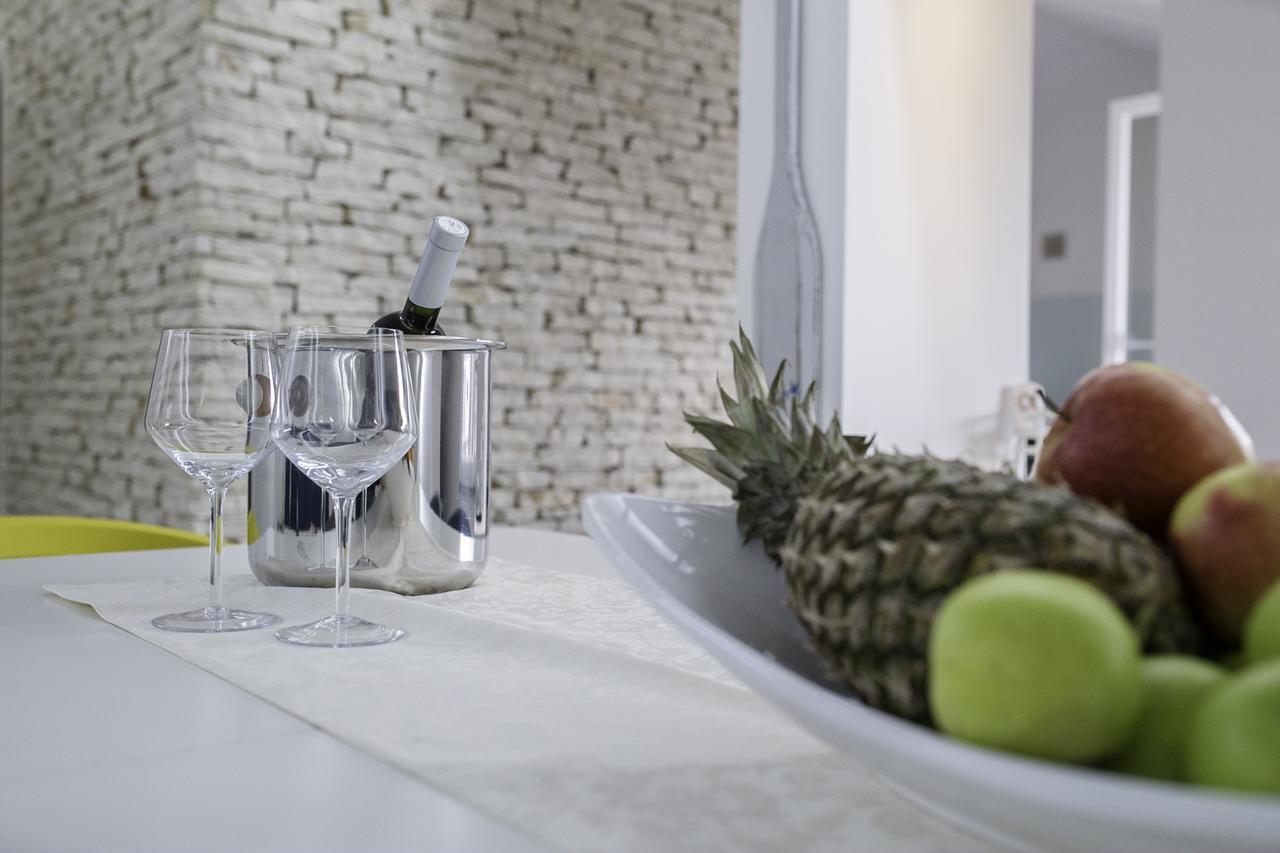 Apartment Sanja Rab Town Bagian luar foto